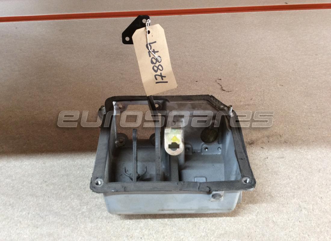 USED FERRARI COMPLETE PEDAL SUPPORT. PART NUMBER 178879 (1) used ferrari complete pedal support. part number 178879 (1)