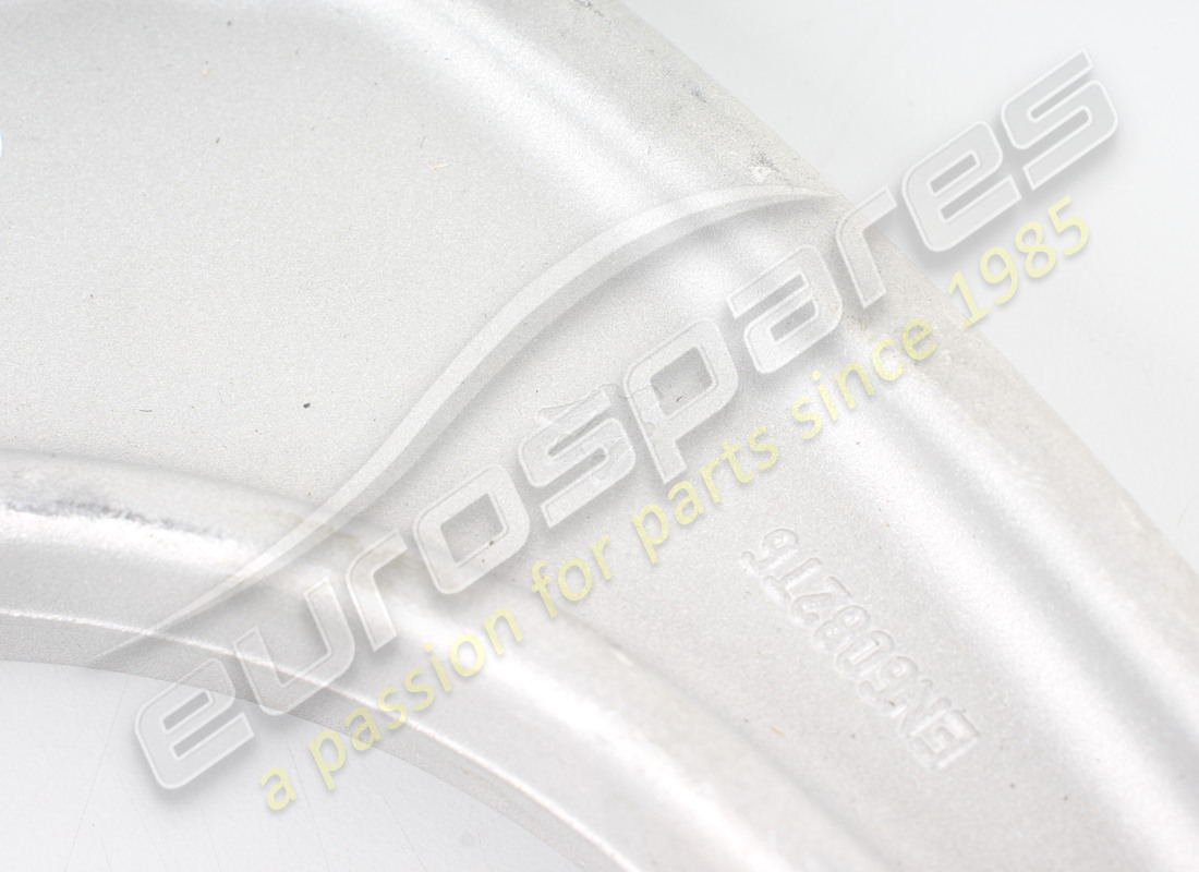 NEW MASERATI RH FRONT UPPER LEVER. PART NUMBER 670031994 (3) new maserati rh front upper lever. part number 670031994 (3)