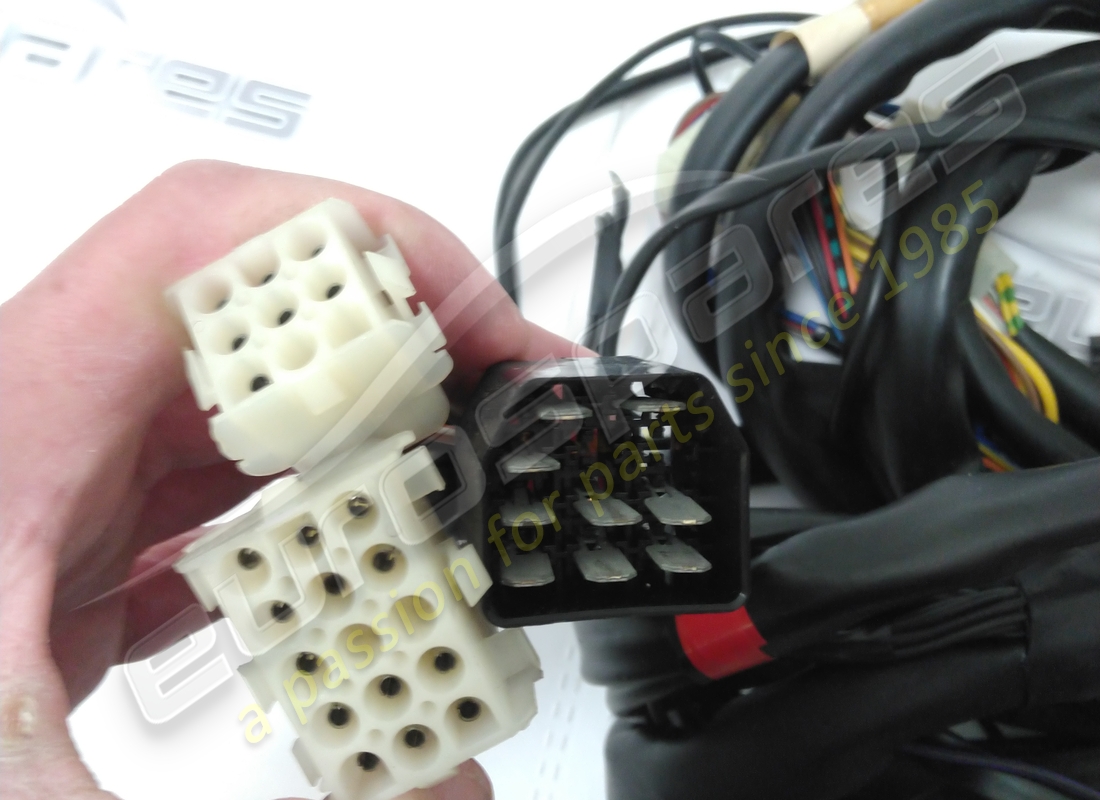 NEW FERRARI CABLES FOR ENGINE. PART NUMBER 127264 (2) new ferrari cables for engine. part number 127264 (2)