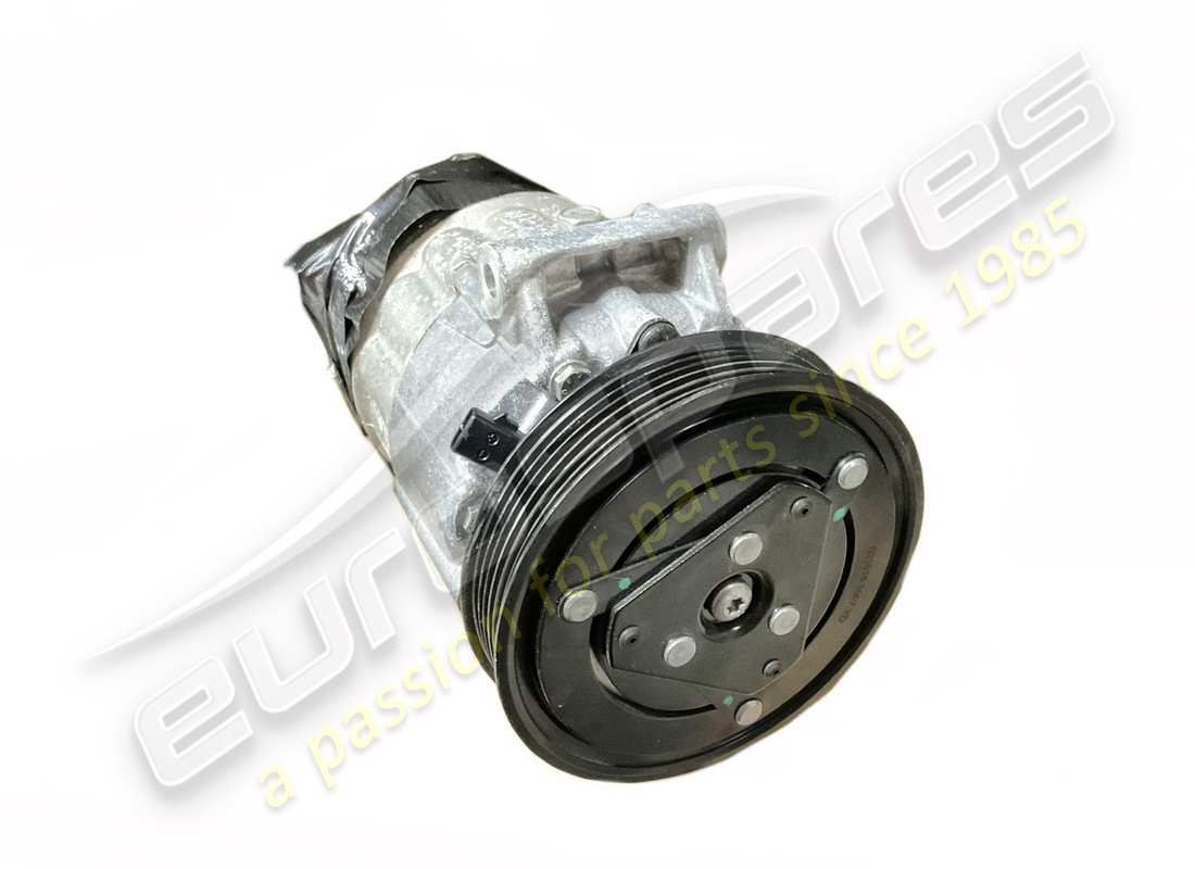 used ferrari air conditioning compressor. part number 333331 (3)