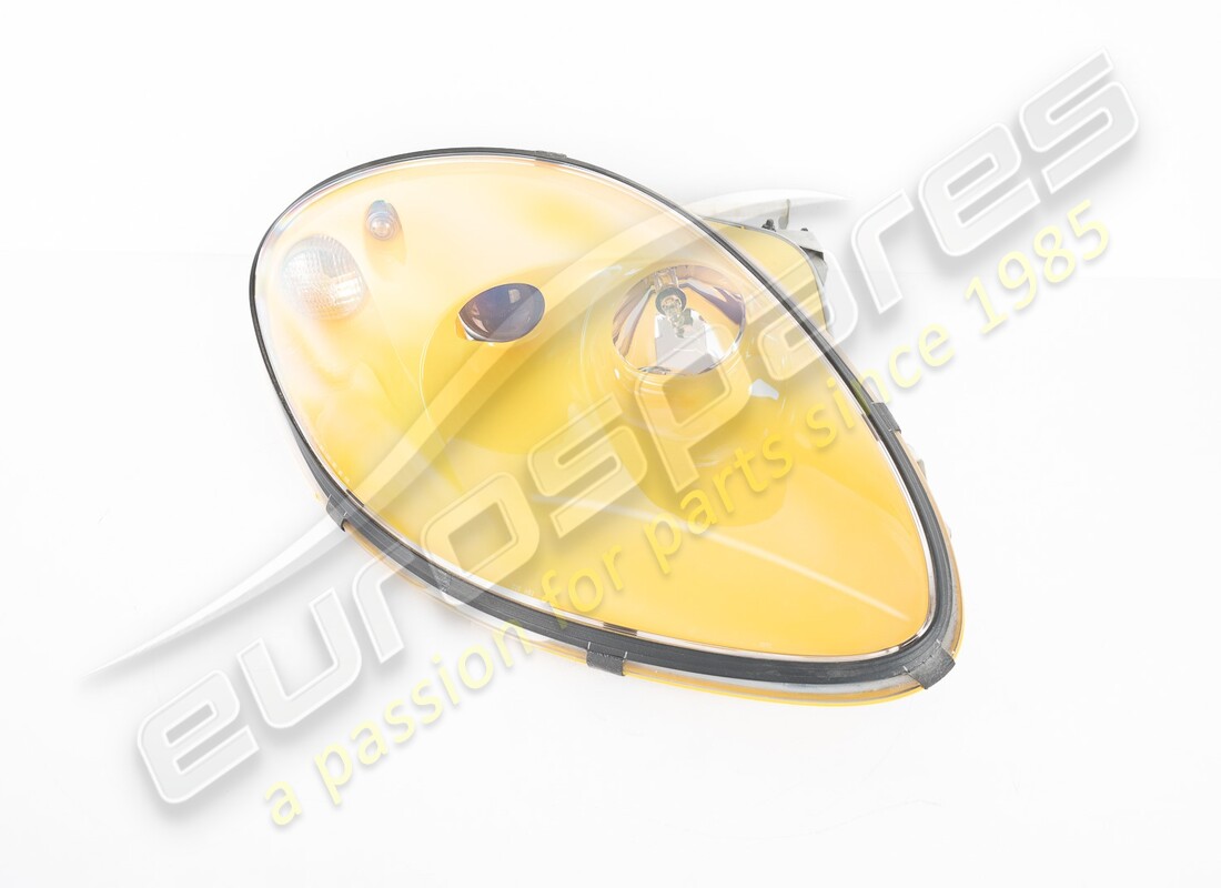NEW FERRARI RH FRONT LAMP GIALLO MODENA. PART NUMBER 72000370 (1) new ferrari rh front lamp giallo modena. part number 72000370 (1)