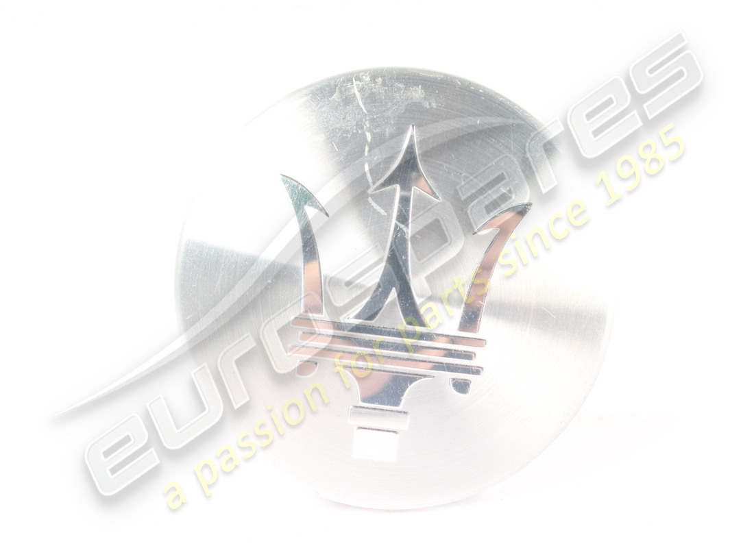 used maserati wheel rim badge. part number 670018262 (1)