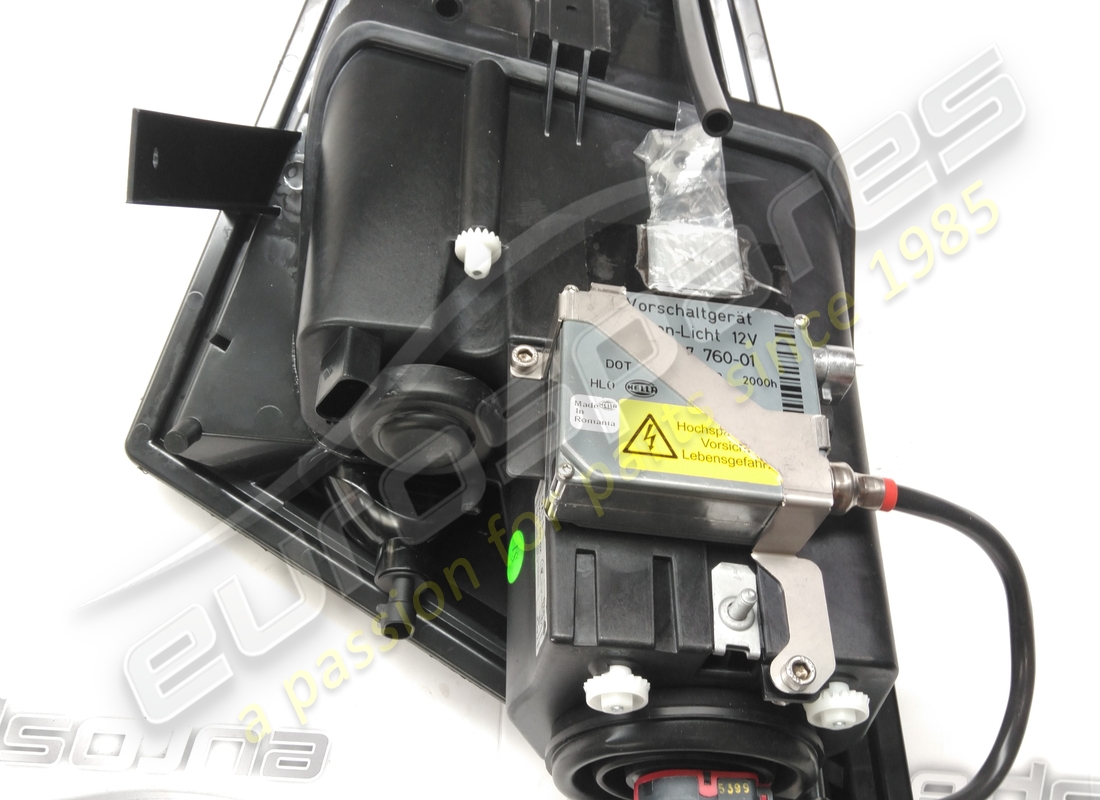 NEW LAMBORGHINI LH HEADLIGHT. PART NUMBER 414941031D (3) new lamborghini lh headlight. part number 414941031d (3)