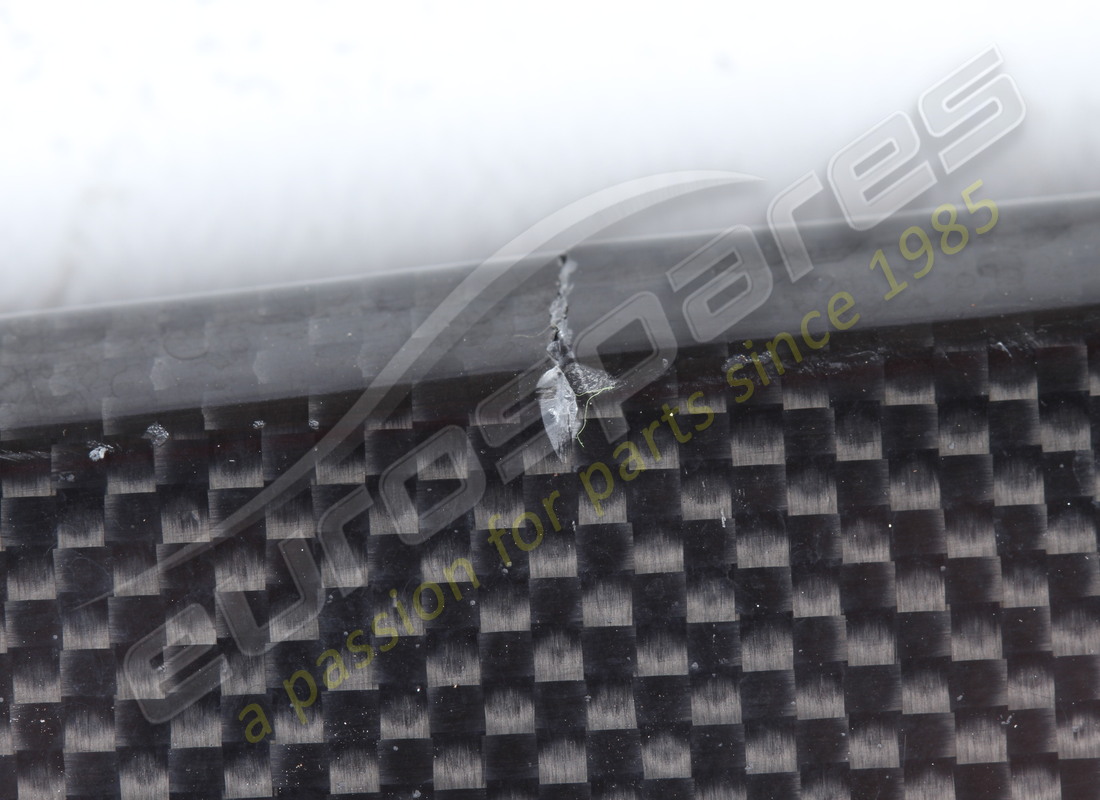 used ferrari rh front panel -carbon pan. part number 68600800 (6)