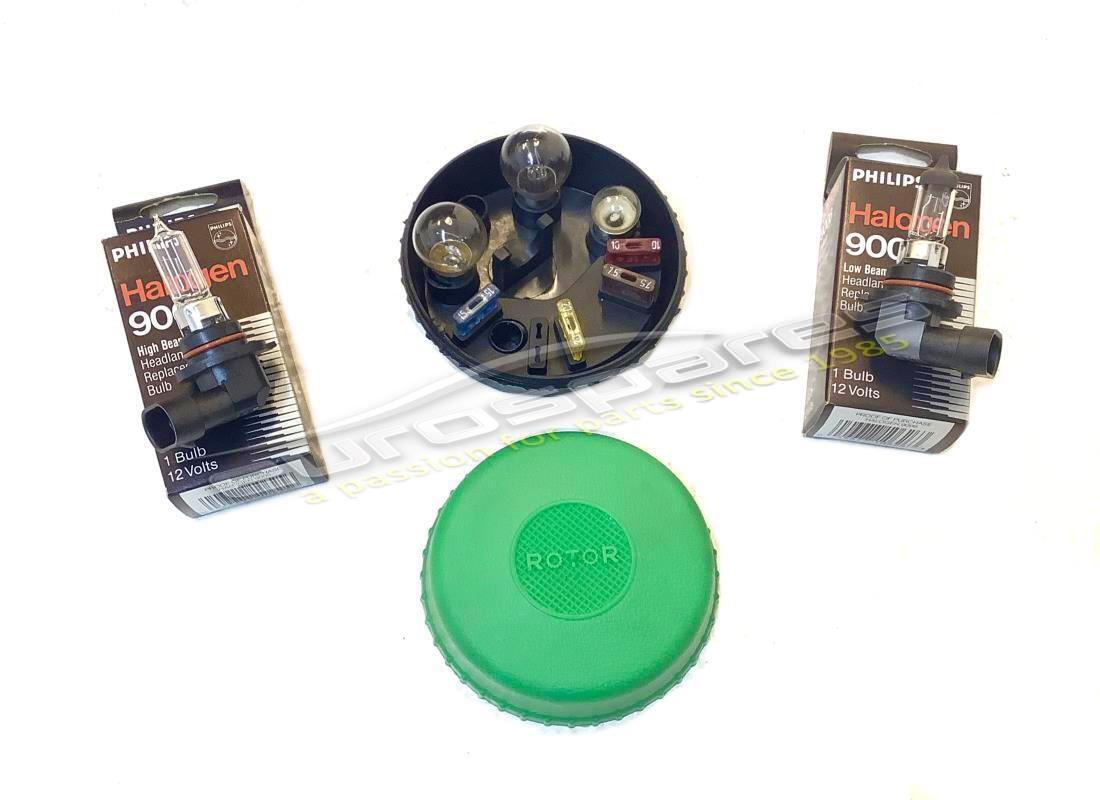 NEW FERRARI BULB/FUSE BOX. PART NUMBER 70000601 (1) new ferrari bulb/fuse box. part number 70000601 (1)