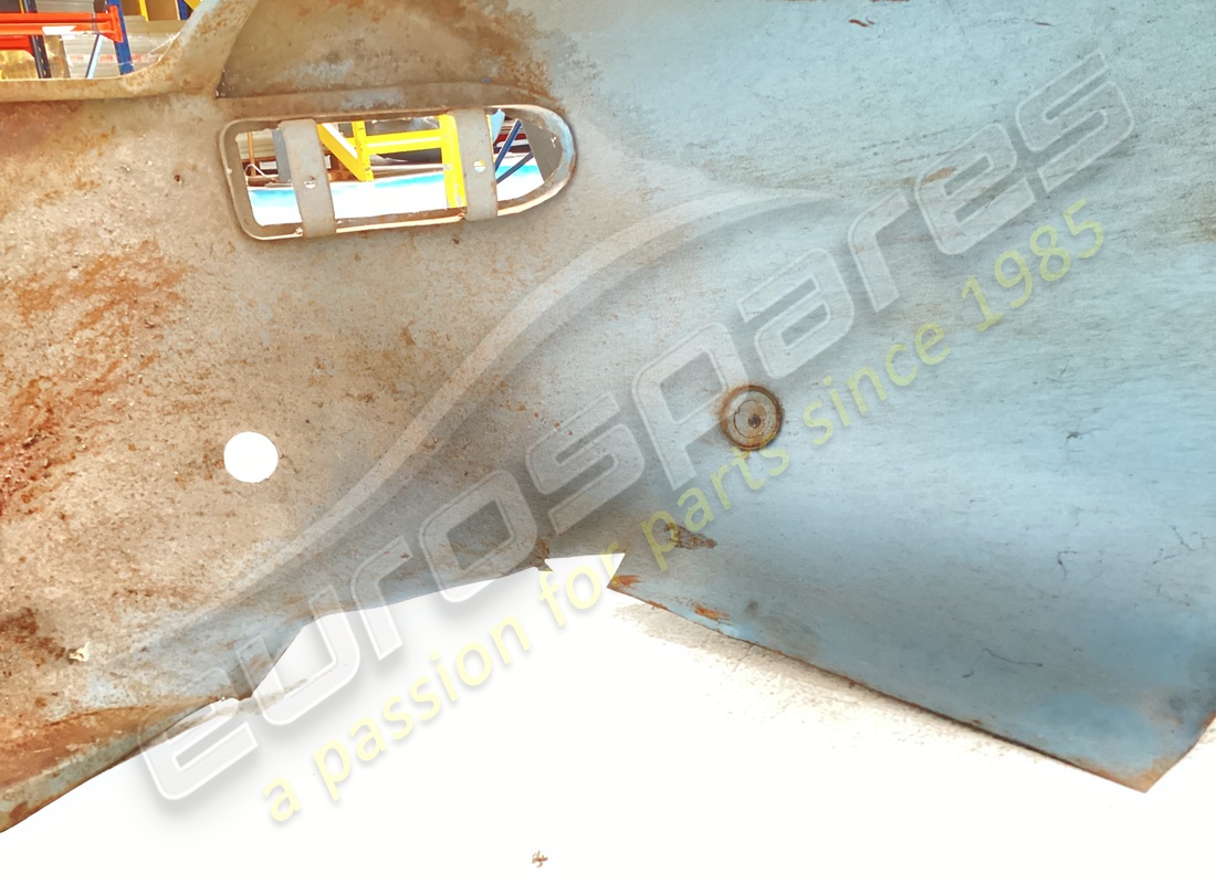 new ferrari rear end complete 330 gt mk1. part number 2422000007 (5)