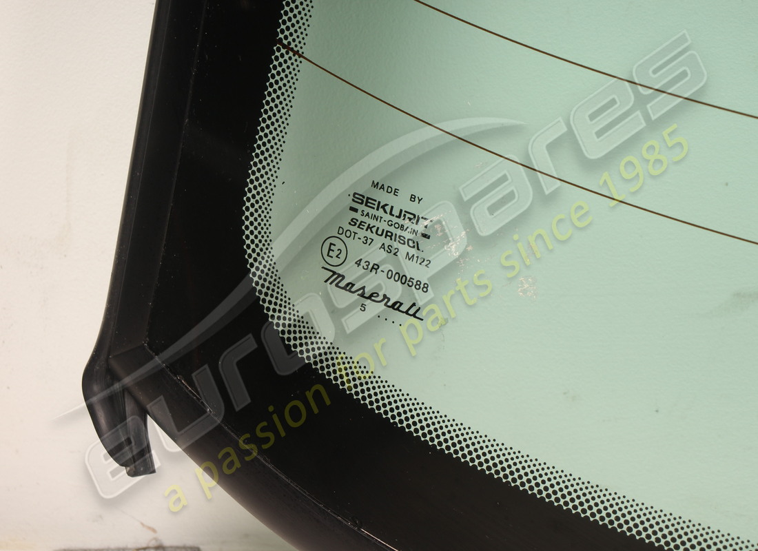 NEW MASERATI REAR WINDOW GLASS. PART NUMBER 377780077 (2) new maserati rear window glass. part number 377780077 (2)