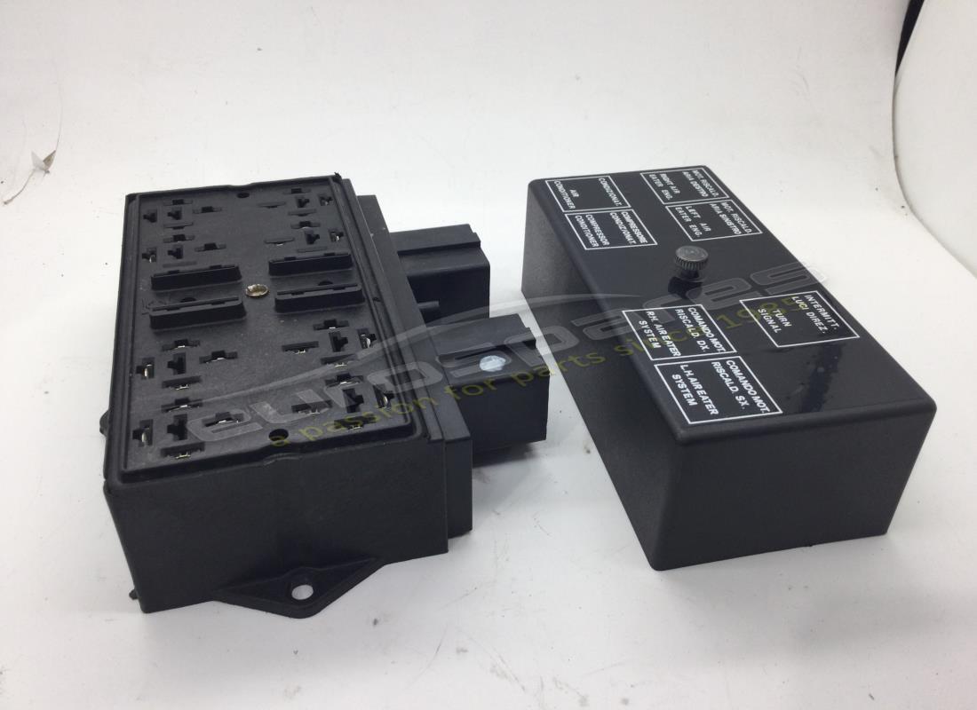 used ferrari electrical relay board. part number 61804400 (1)