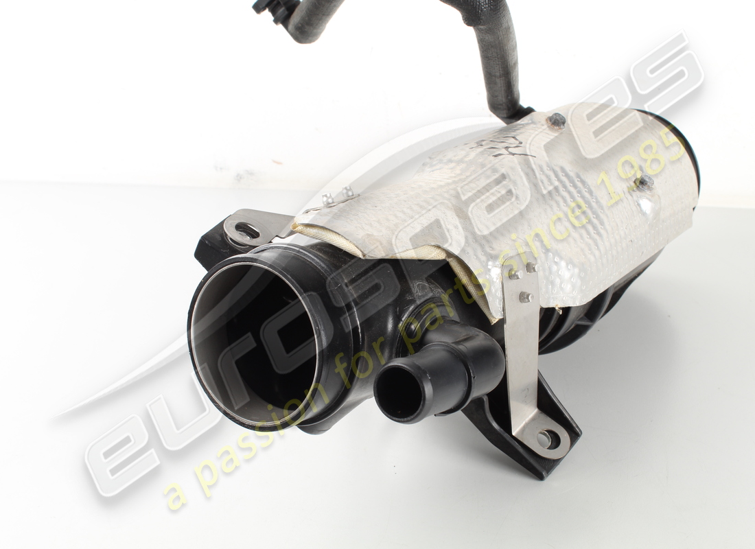 used ferrari rh pipe from filter box to t. part number 320385 (3)