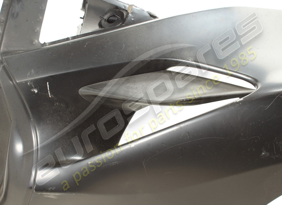 NEW FERRARI LH FLANK. PART NUMBER 985855282 (2) new ferrari lh flank. part number 985855282 (2)