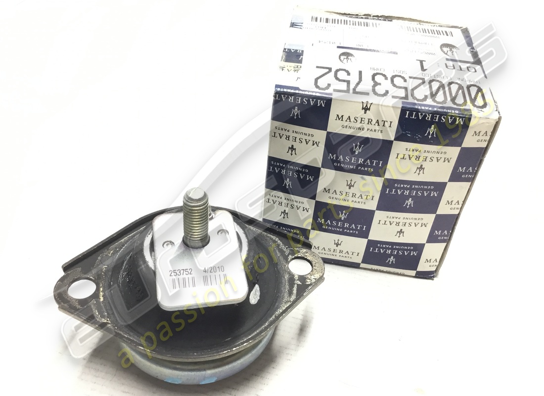 NEW MASERATI FLEXIBLE PAD. PART NUMBER 253752 (1) new maserati flexible pad. part number 253752 (1)