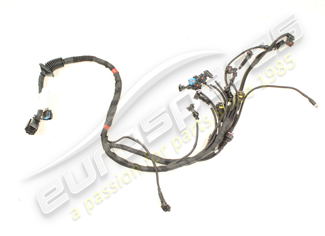 NEW FERRARI RH SIDE INJECTION CONNECTI. PART NUMBER 221338 (1) new ferrari rh side injection connecti. part number 221338 (1)