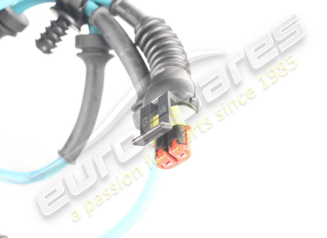 NEW MASERATI COMPLETE WHEEL BEARING. PART NUMBER 197118 (5) new maserati complete wheel bearing. part number 197118 (5)