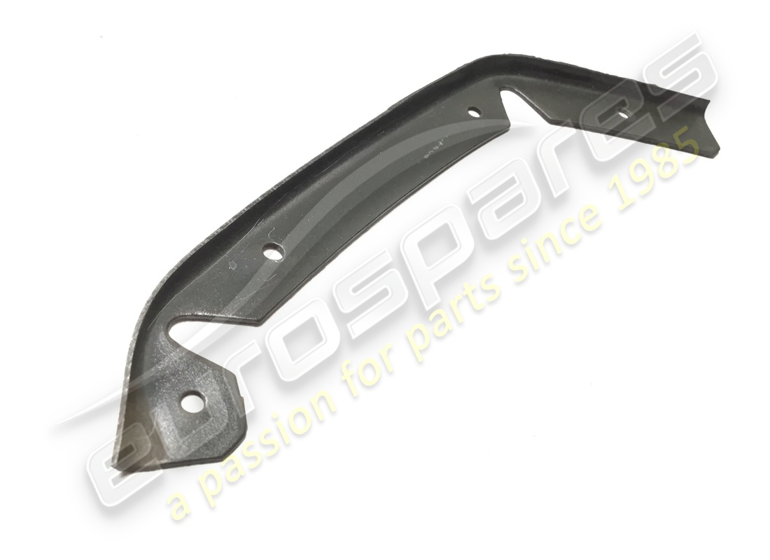 NEW FERRARI RH ANGLE PIECE. PART NUMBER 61521800 (1) new ferrari rh angle piece. part number 61521800 (1)