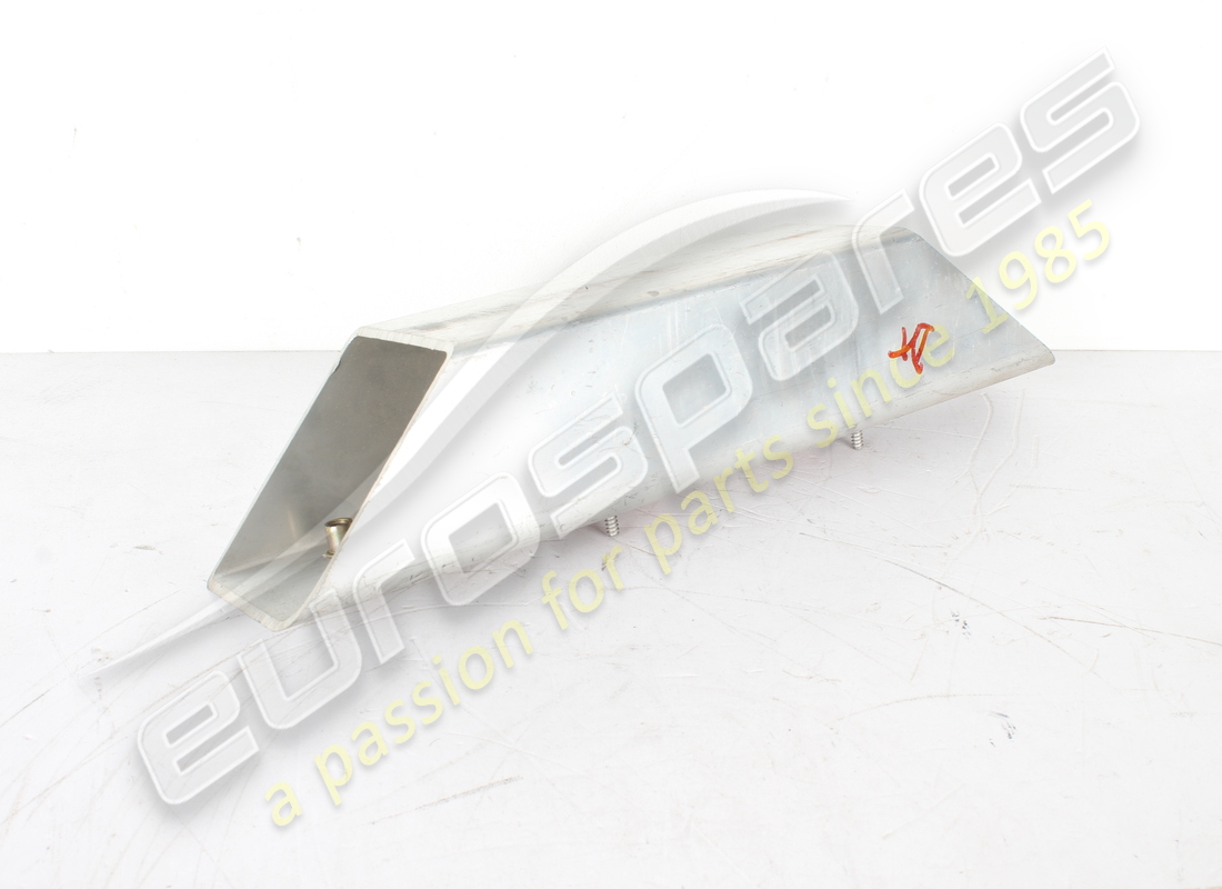new ferrari rh outer front reinforcement. part number 985221707 (1)