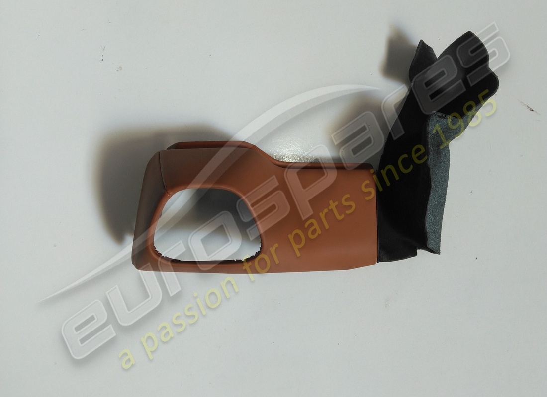 USED Ferrari RH LATERAL CONTROLS TRIM | CUOIO [HIDE] (364011888) . PART NUMBER 85910729 (1)