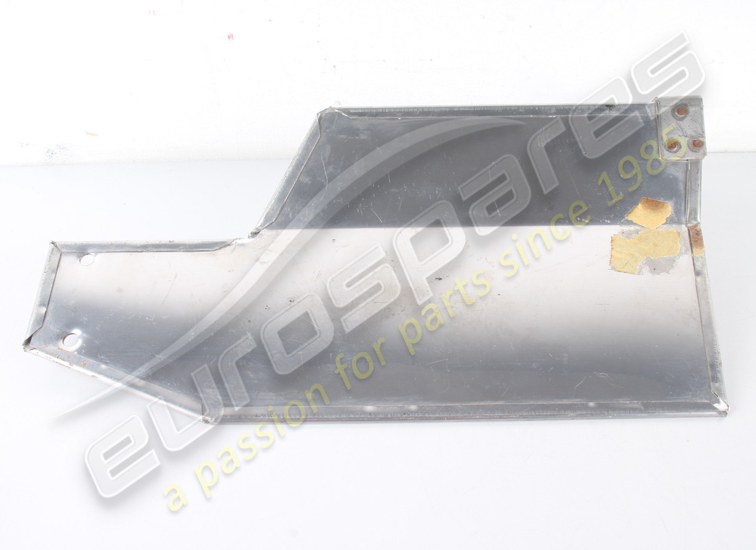 NEW FERRARI SHIELD. PART NUMBER 115557 (2) new ferrari shield. part number 115557 (2)