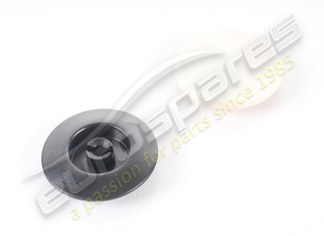 new maserati mats kit fasteners sabbia. part number 673002897 (3)