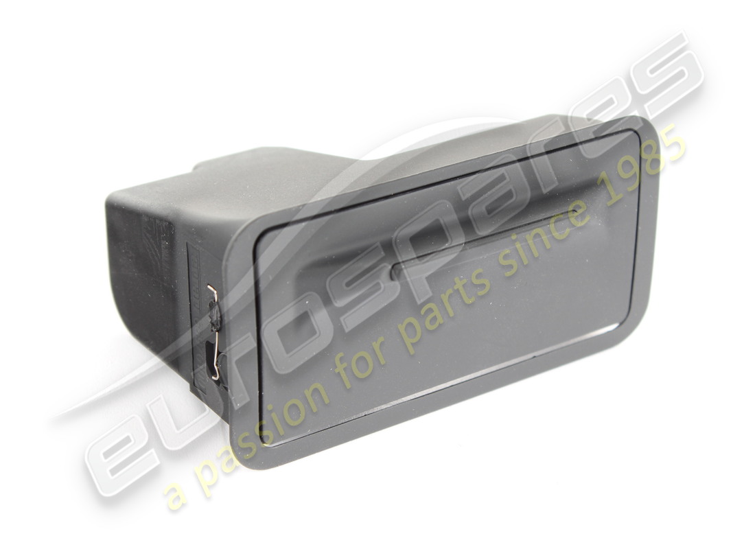 NEW FERRARI ASH TRAY. PART NUMBER 69717400 (1) new ferrari ash tray. part number 69717400 (1)