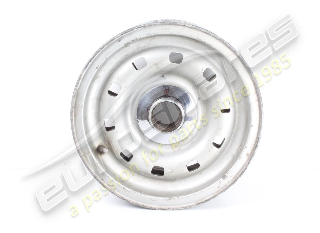 USED Ferrari ROAD WHEEL 7.5 X 15'' . PART NUMBER 700337 (1)