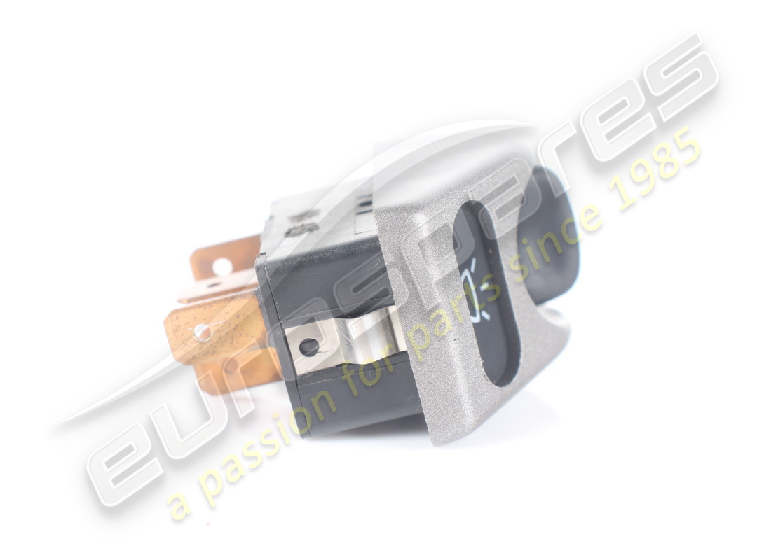 USED FERRARI SWITCH. PART NUMBER 165246 (5) used ferrari switch. part number 165246 (5)