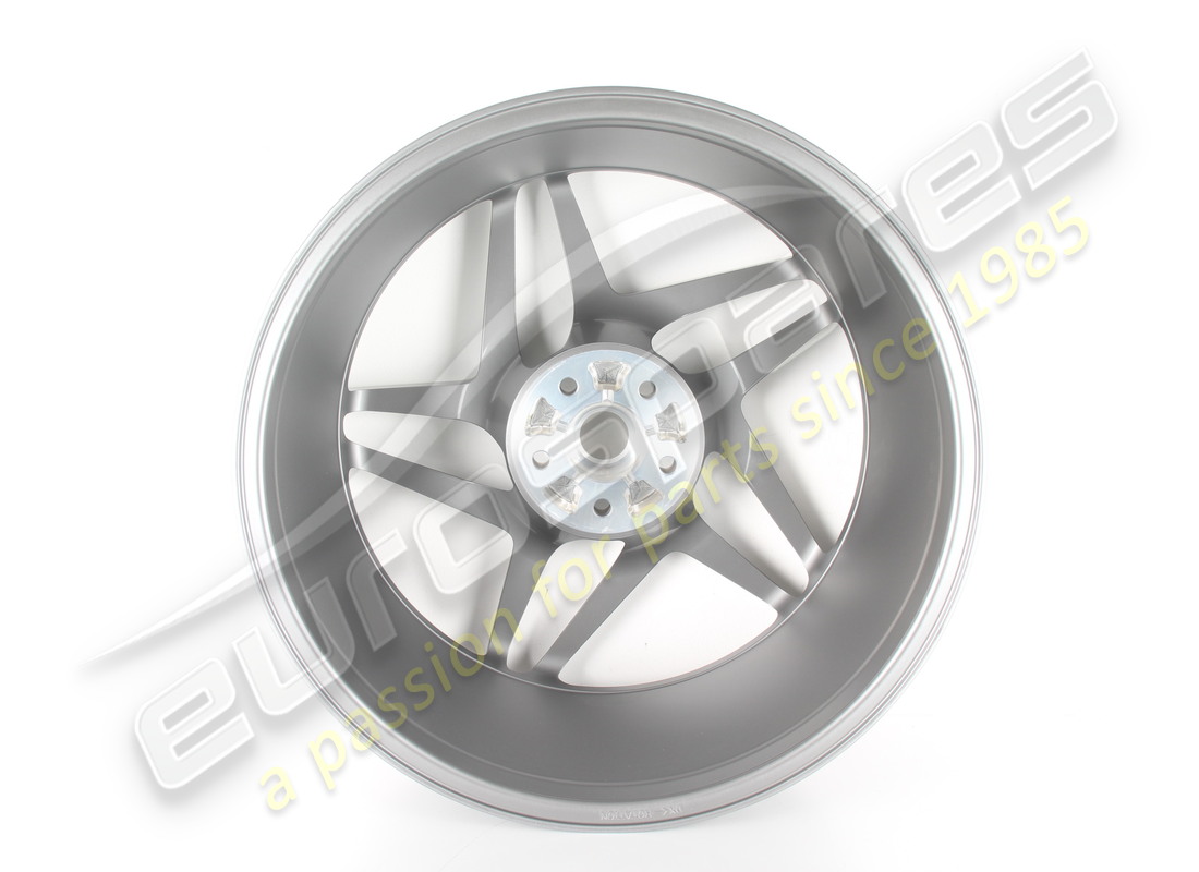 NEW FERRARI RH FRONT WHEEL. PART NUMBER 861247 (3) new ferrari rh front wheel. part number 861247 (3)