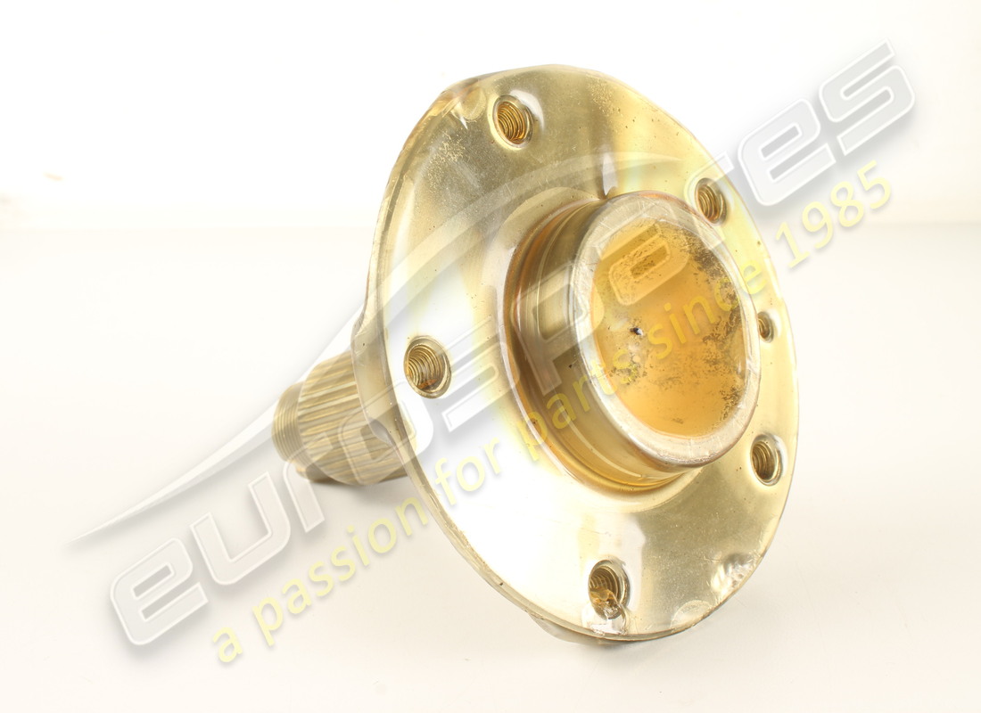 NEW MASERATI REAR WHEEL HUB. PART NUMBER 377230388 (2) new maserati rear wheel hub. part number 377230388 (2)