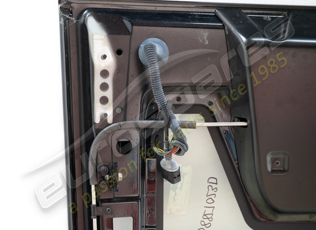 USED LAMBORGHINI TRUNK LID. PART NUMBER 408827023D (7) used lamborghini trunk lid. part number 408827023d (7)