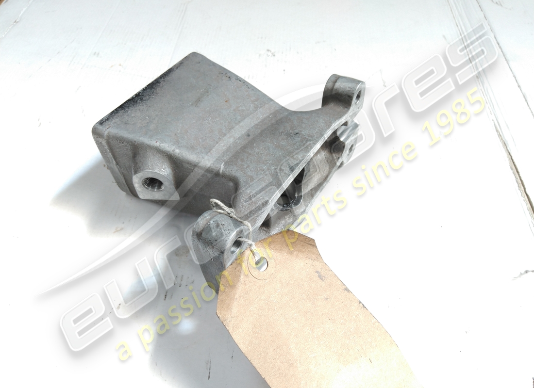 used ferrari gearbox casing. part number 133038 (3)