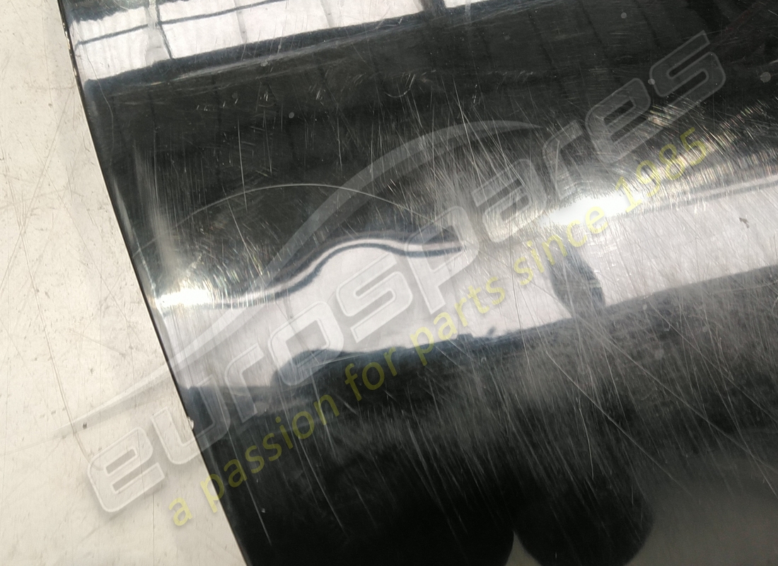 DAMAGED FERRARI RH DOOR COMPLETE. PART NUMBER 63481600 (3) damaged ferrari rh door complete. part number 63481600 (3)