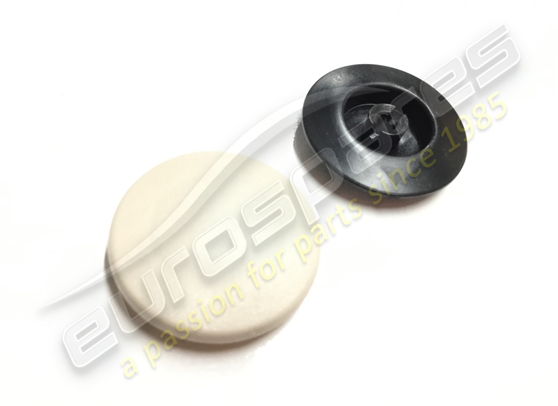 NEW MASERATI MATS KIT FASTENERS SABBIA. PART NUMBER 673002897 (1) new maserati mats kit fasteners sabbia. part number 673002897 (1)