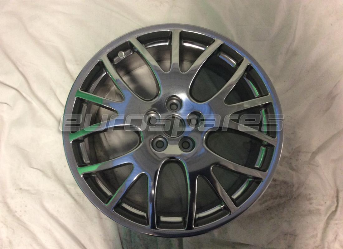 RECONDITIONED MASERATI FRONT WHEEL. PART NUMBER 206015 (1) reconditioned maserati front wheel. part number 206015 (1)