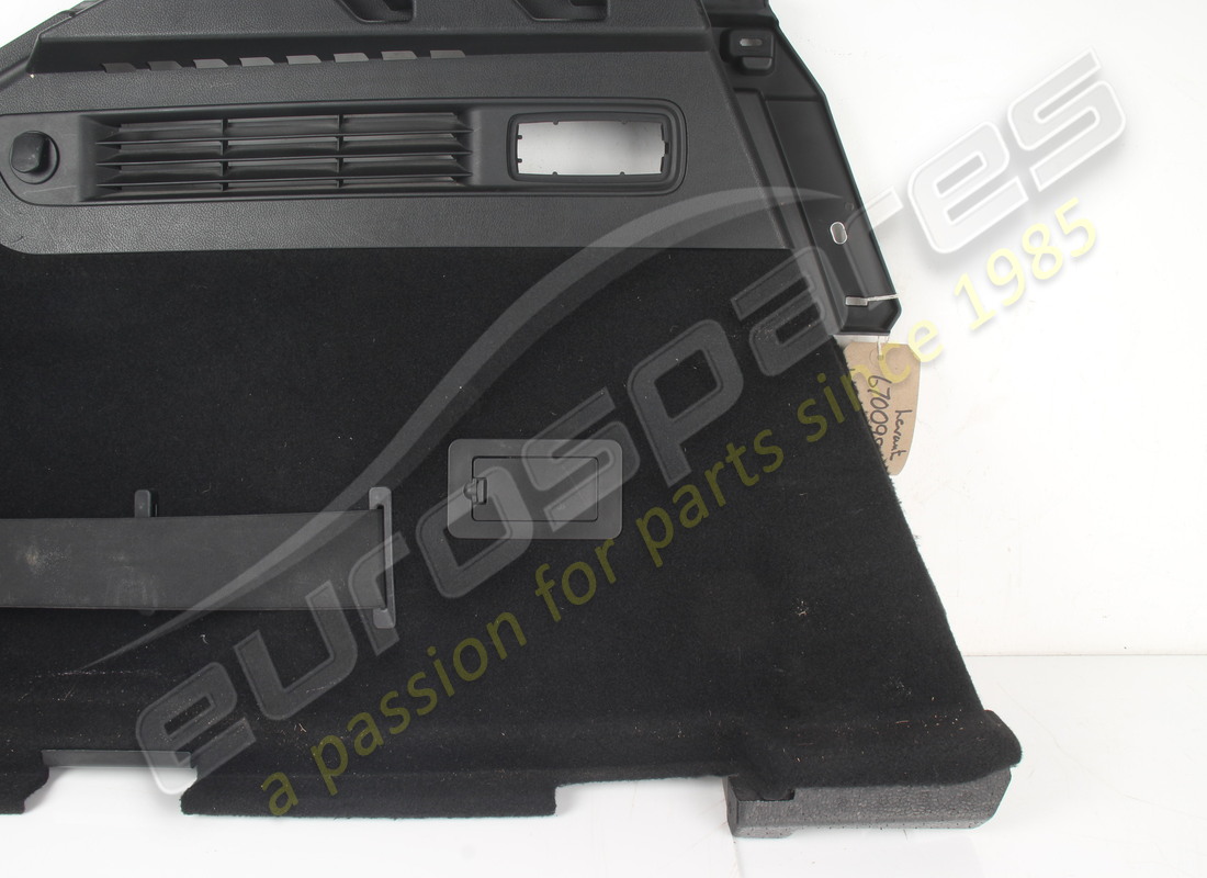 used maserati lh side cover black. part number 670098384 (4)