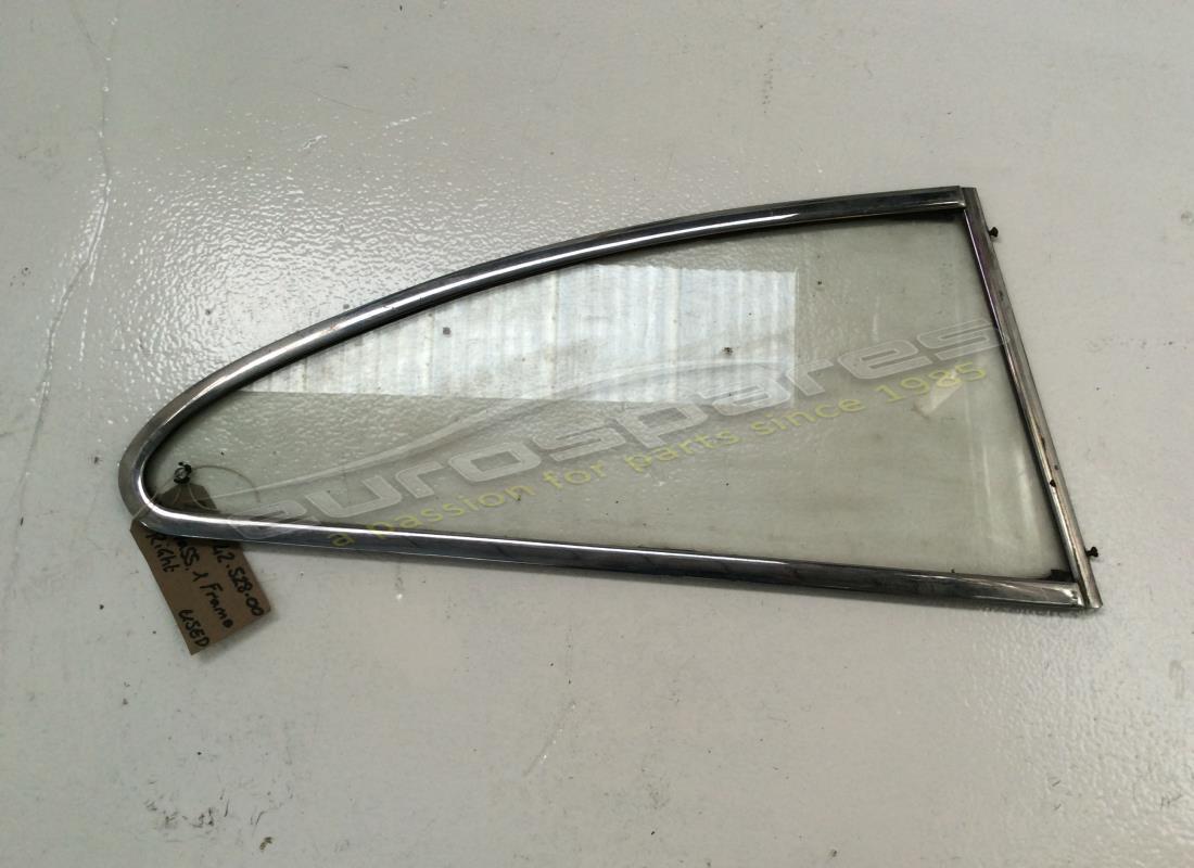 USED Ferrari REAR QUARTER LIGHT 330 GT . PART NUMBER 2424252800 (1)