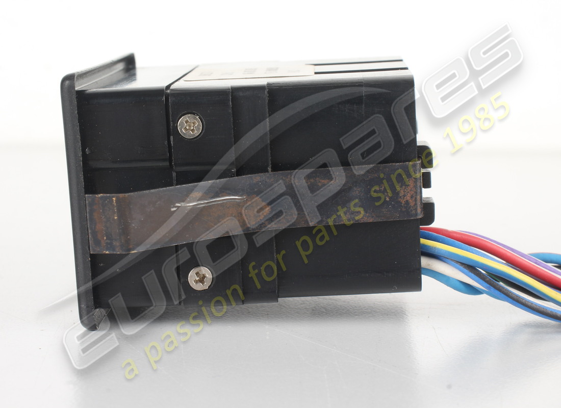 used ferrari rh vent display. part number 61808200 (5)