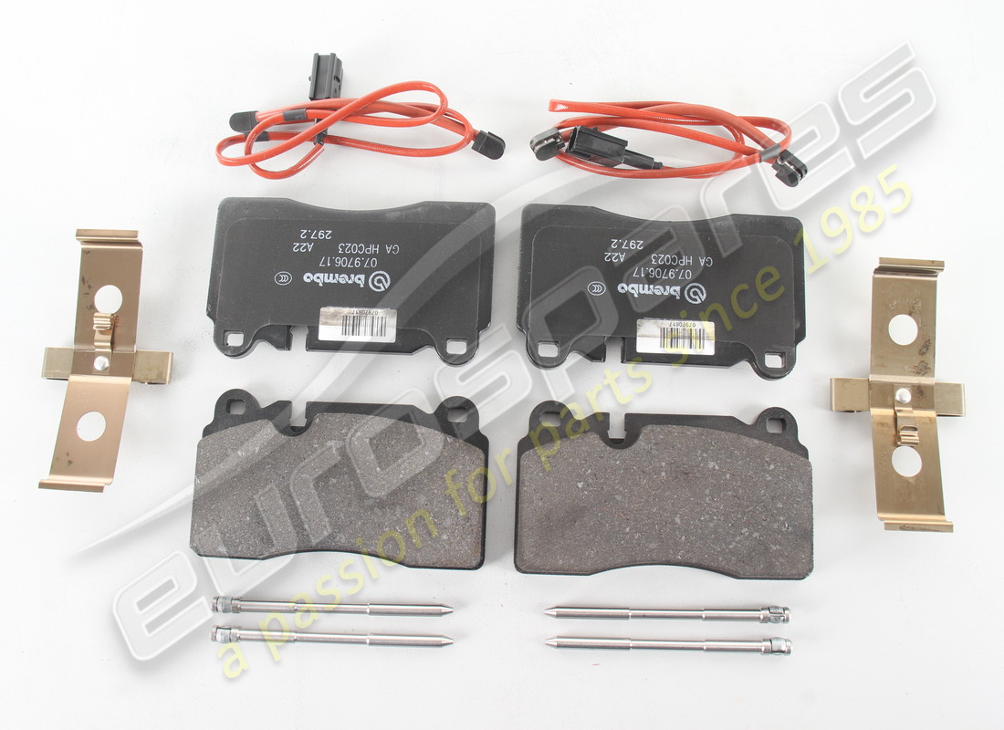 NEW FERRARI REAR PAD SET WITH SPRING. PART NUMBER 70002544 (1) new ferrari rear pad set with spring. part number 70002544 (1)