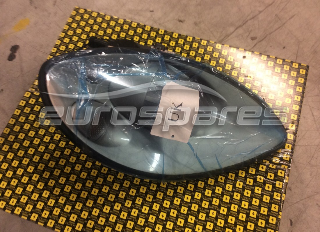 new ferrari rh headlamp grigio ingrid rhd part number 72149584 (1)