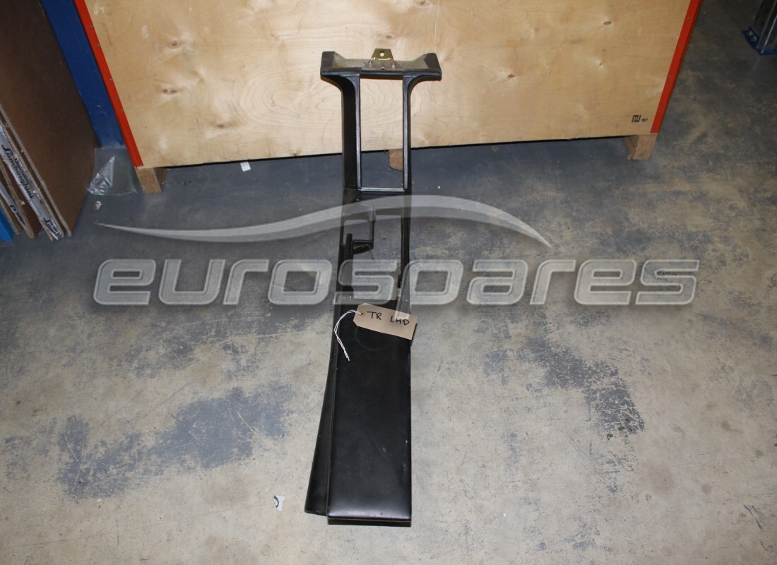 USED FERRARI CONSOLE. PART NUMBER 61552600 (1) used ferrari console. part number 61552600 (1)