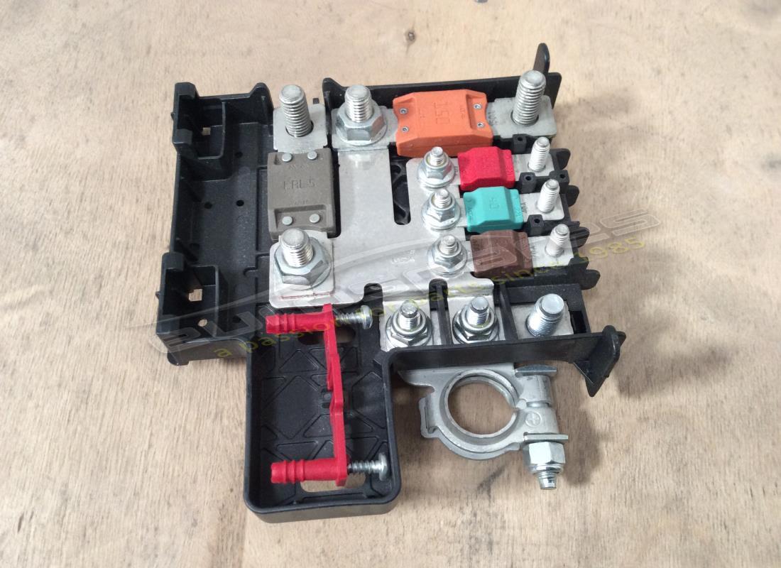 NEW FERRARI BATTERY CONTROL UNIT. PART NUMBER 277404 (1) new ferrari battery control unit. part number 277404 (1)