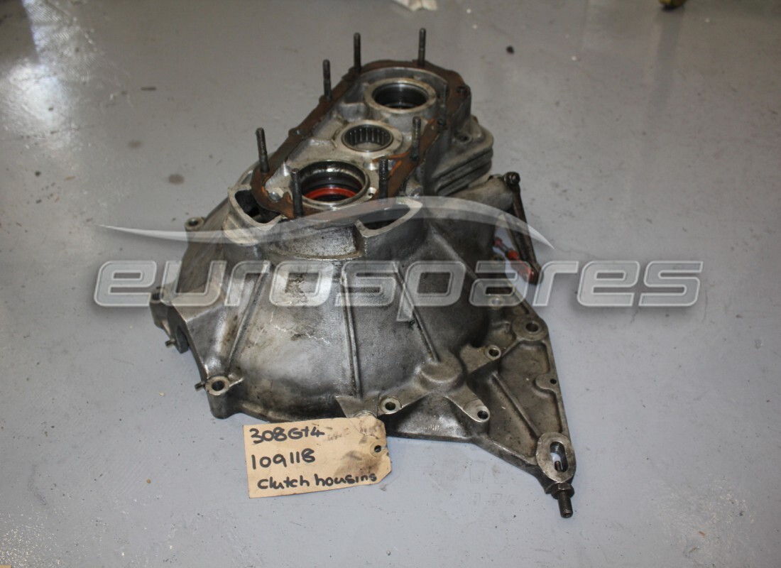 USED FERRARI CLUTCH BELL HOUSING COMPLETE. PART NUMBER 109118 (1) used ferrari clutch bell housing complete. part number 109118 (1)