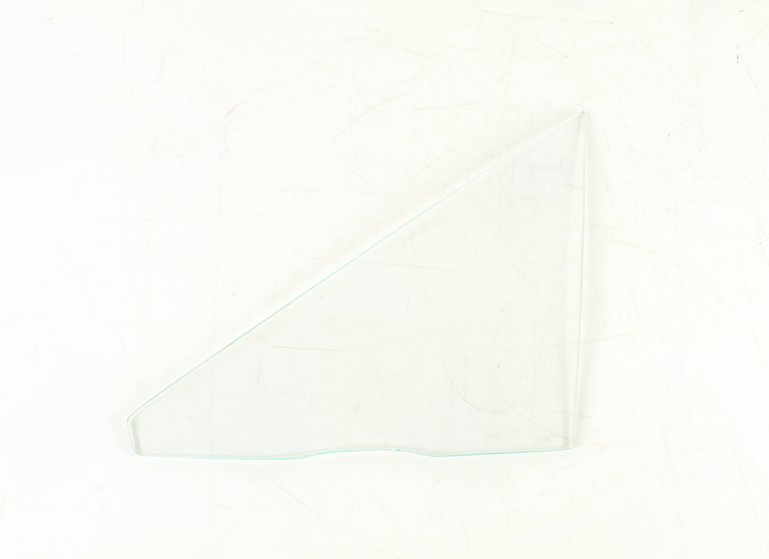 new ferrari lh quarter light glass. part number 2533052900 (1)