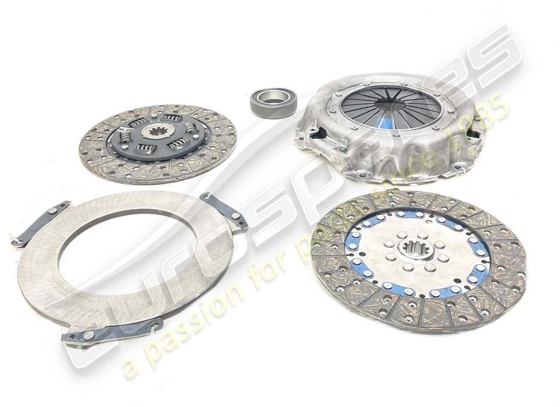 NEW EUROSPARES CLUTCH ASSEMBLY. PART NUMBER 135076 (2) new eurospares clutch assembly. part number 135076 (2)