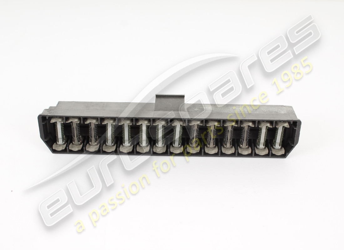 NEW FERRARI FUSE BOX. PART NUMBER 116262 (1) new ferrari fuse box. part number 116262 (1)