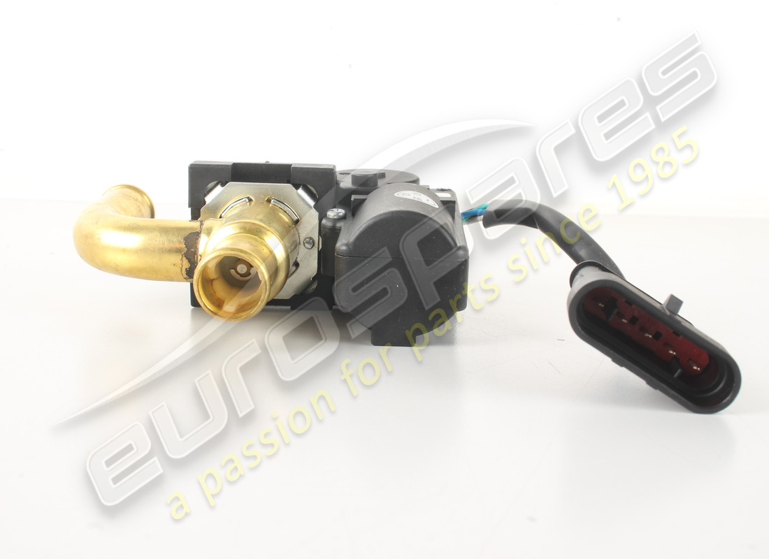 NEW FERRARI TGK VALVE (HEATER CONTROL). PART NUMBER 65066400 (4) new ferrari tgk valve (heater control). part number 65066400 (4)