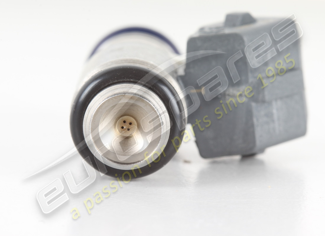 NEW LAMBORGHINI INJECTOR. PART NUMBER 07M906031A (3) new lamborghini injector. part number 07m906031a (3)