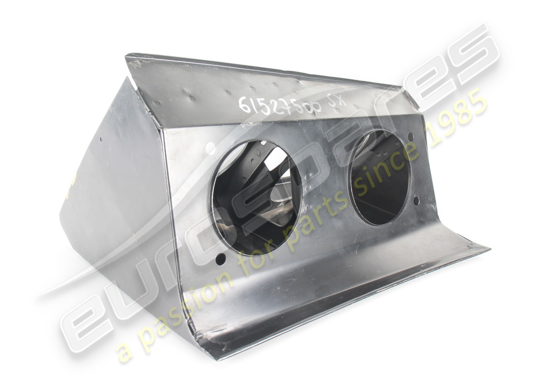 NEW FERRARI LH HEAD LAMP HOUSING. PART NUMBER 61527500 (2) new ferrari lh head lamp housing. part number 61527500 (2)