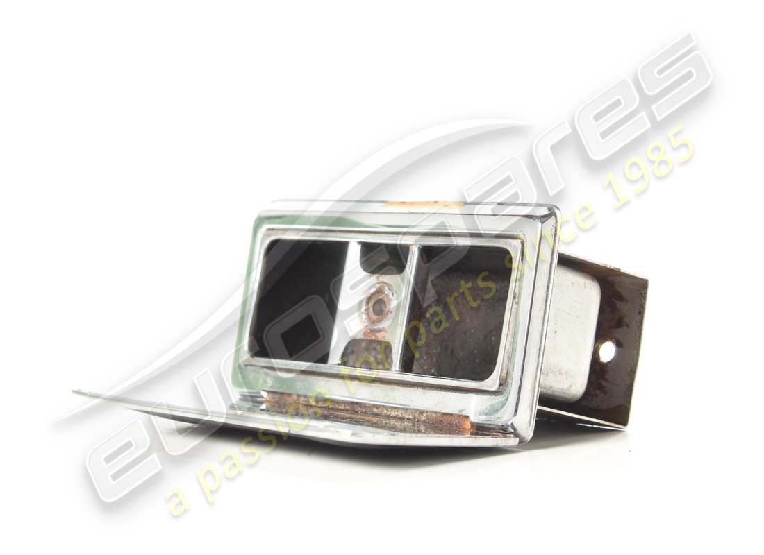 USED LAMBORGHINI ASHTRAY. PART NUMBER 006790120 (1) used lamborghini ashtray. part number 006790120 (1)