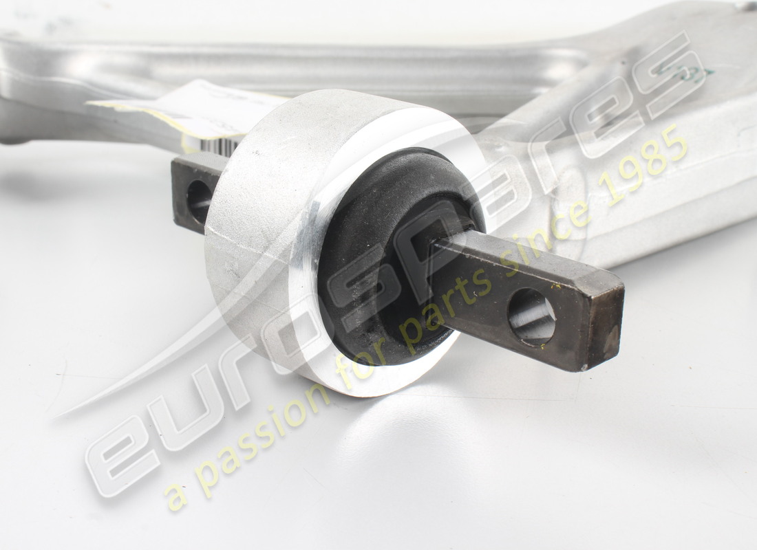 NEW FERRARI LOWER LH ARM. PART NUMBER 264523 (4) new ferrari lower lh arm. part number 264523 (4)