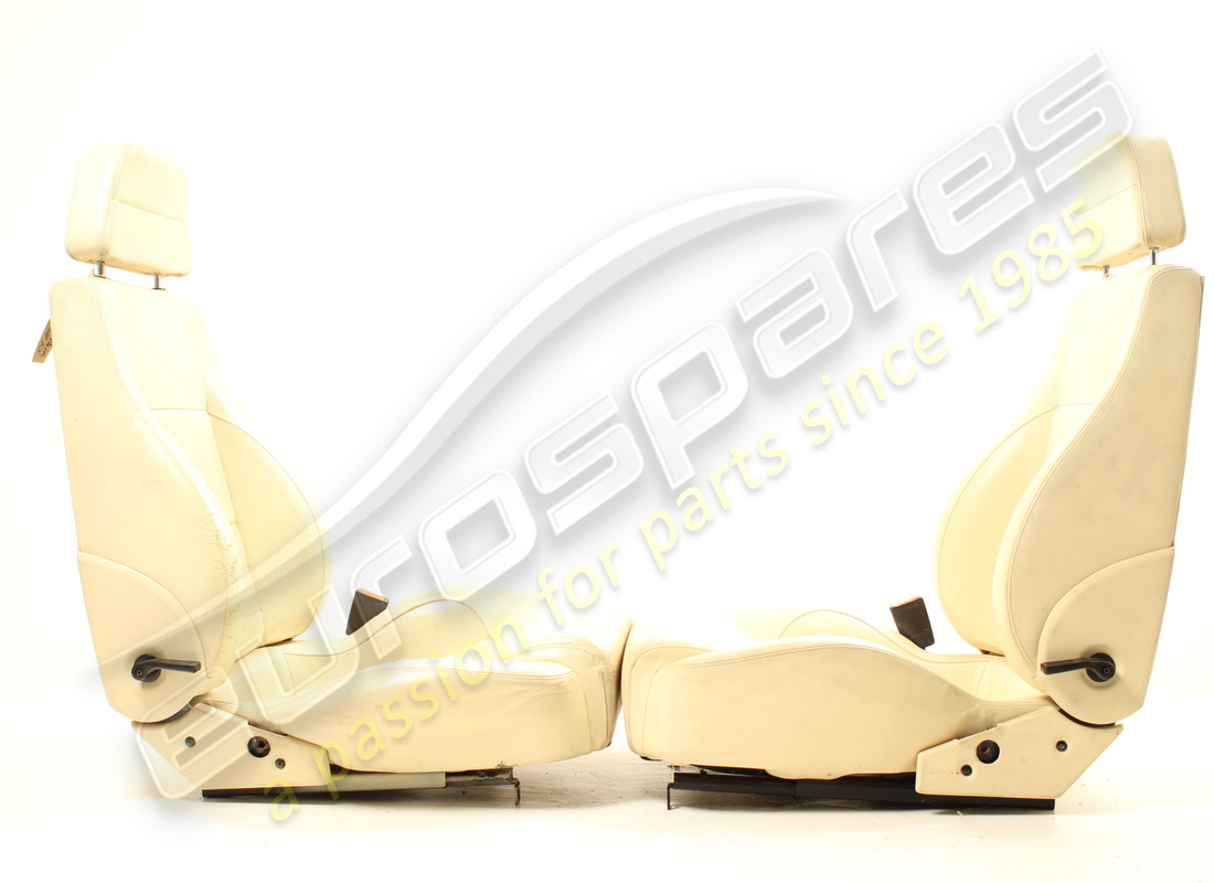 USED FERRARI FERRARI 348 TS PAIR OF SEATS. PART NUMBER 629399PAIR (3) used ferrari ferrari 348 ts pair of seats. part number 629399pair (3)