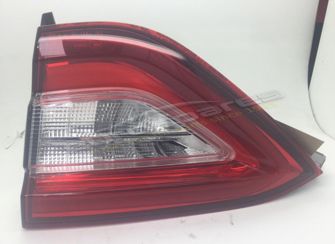 USED Maserati REAR RH MOBILE TAIL LIGHT . PART NUMBER 670100869 (1)